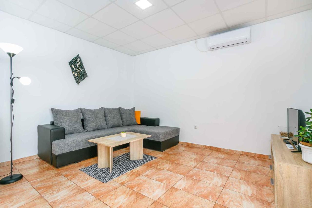 Apartments In Cizici/Insel Krk 31083 Exterior photo